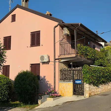 Apartment Nela *